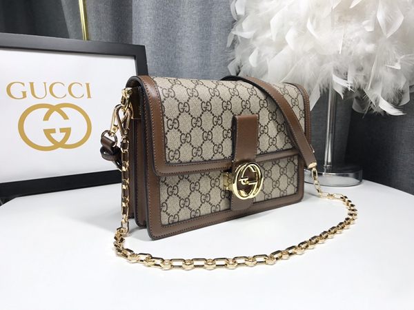 激安グッチバッグコピー背面デザイン